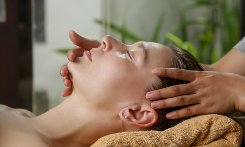 Relaxinésie faciale